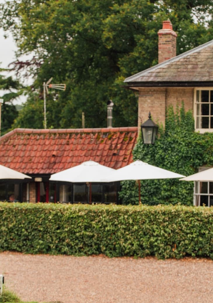 The King's Head Letheringsett — interior and exterior view 8