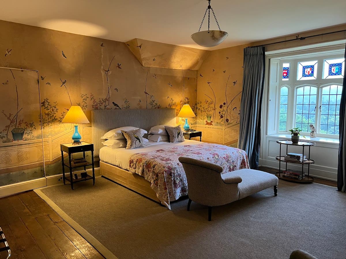 Hotel Endsleigh — interior and exterior view 2