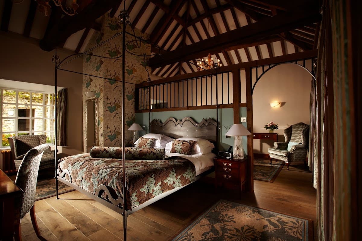 The Manor House — interior and exterior view 2
