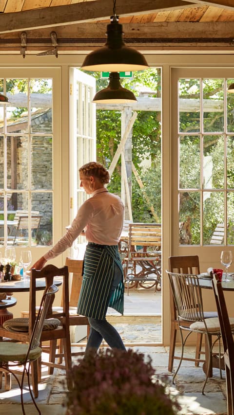 The Pig at Harlyn Bay — interior and exterior view 15