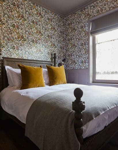 The Pig in the South Downs — interior and exterior view 20