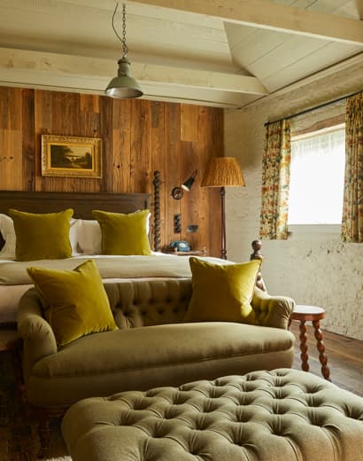 The Pig in the South Downs — interior and exterior view 23