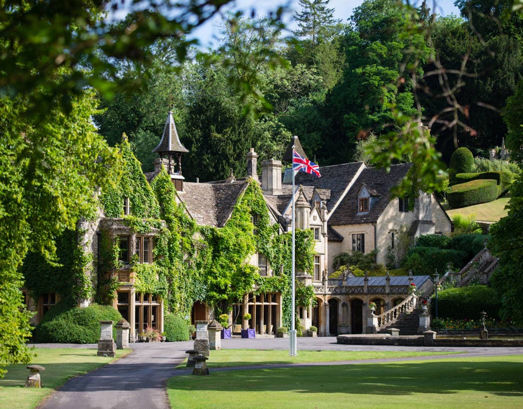 The Manor House — interior and exterior view 8