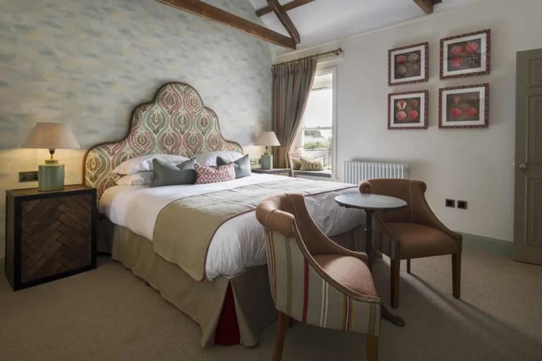 Beadnell Towers & Kitchen — interior and exterior view 25