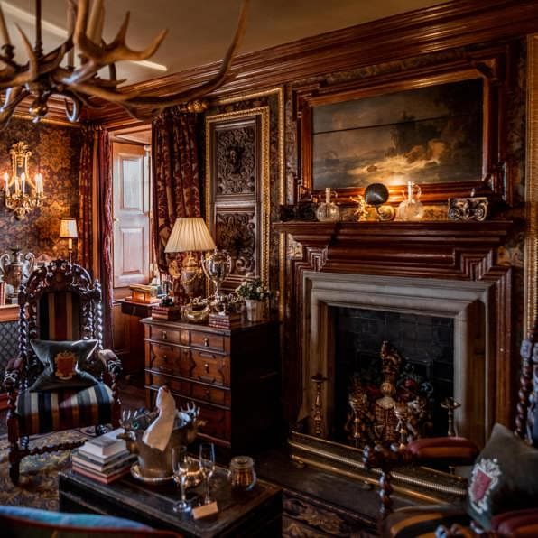 Prestonfield House — interior and exterior view 10