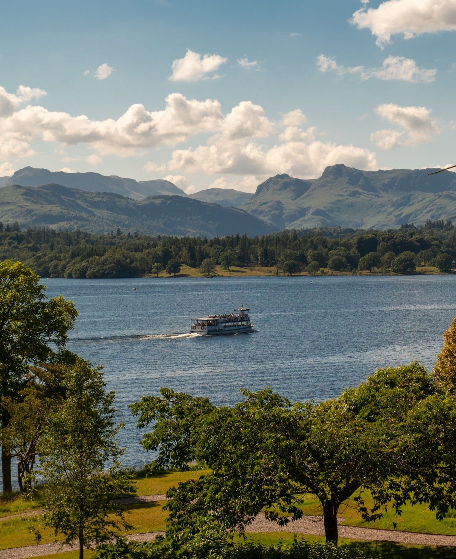 Langdale Chase — interior and exterior view 25