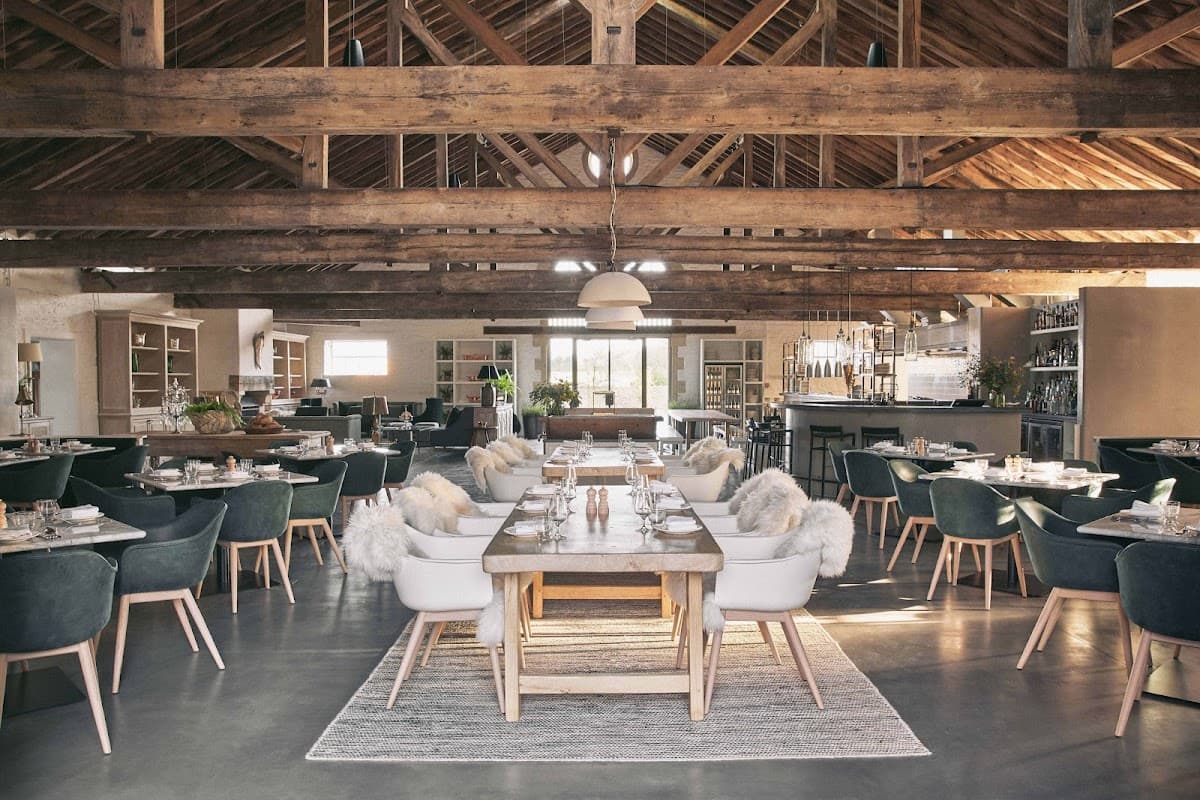 Thyme — interior and exterior view 5