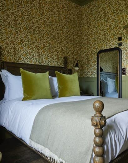 The Pig in the South Downs — interior and exterior view 21