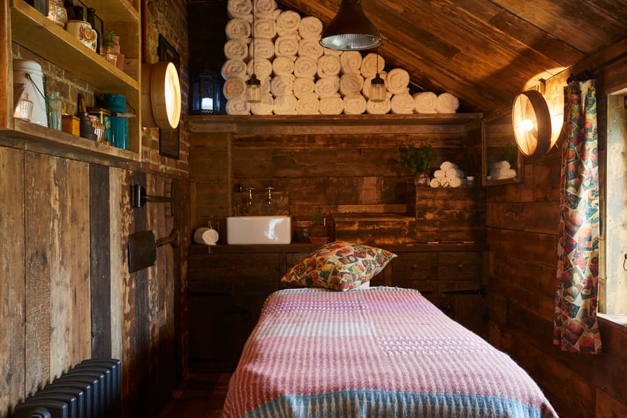 The Pig in the South Downs — interior and exterior view 18