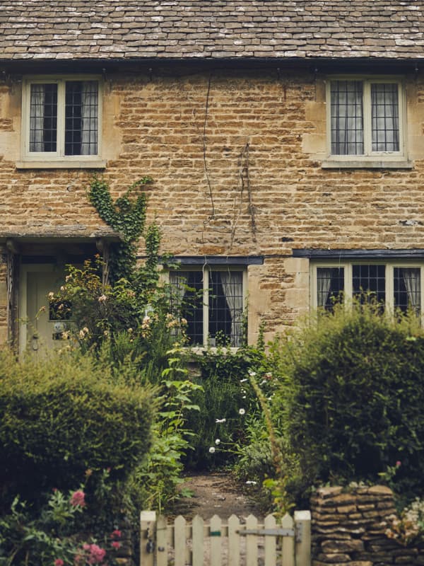 The Pig in the Cotswolds — interior and exterior view 11