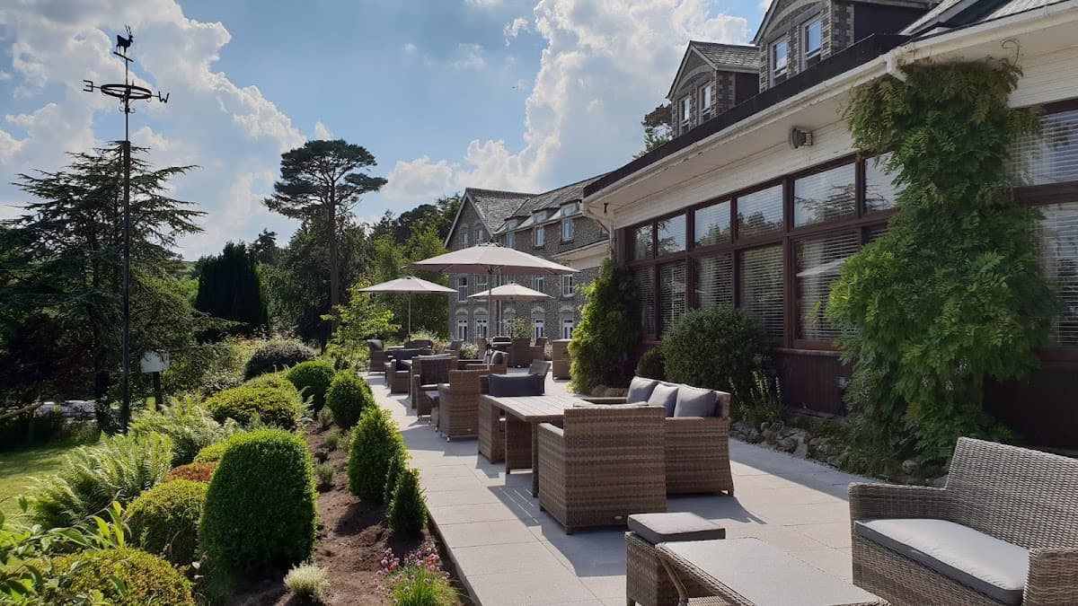 Haytor Hotel — interior and exterior view 4