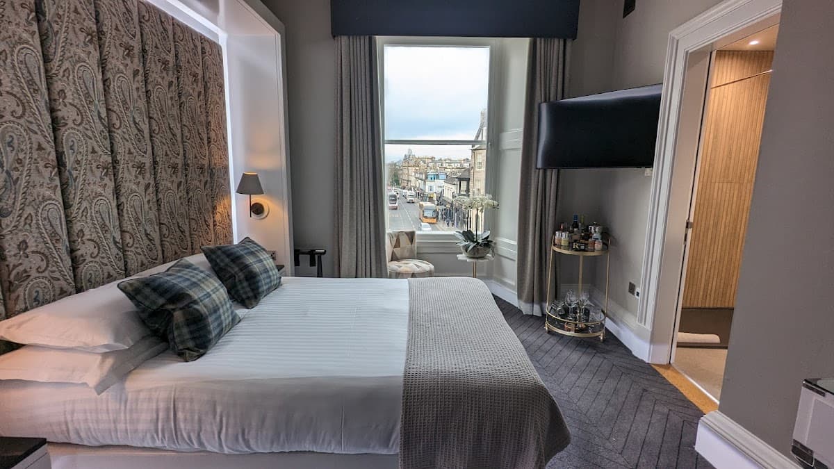 The Rutland Hotel — interior and exterior view 2
