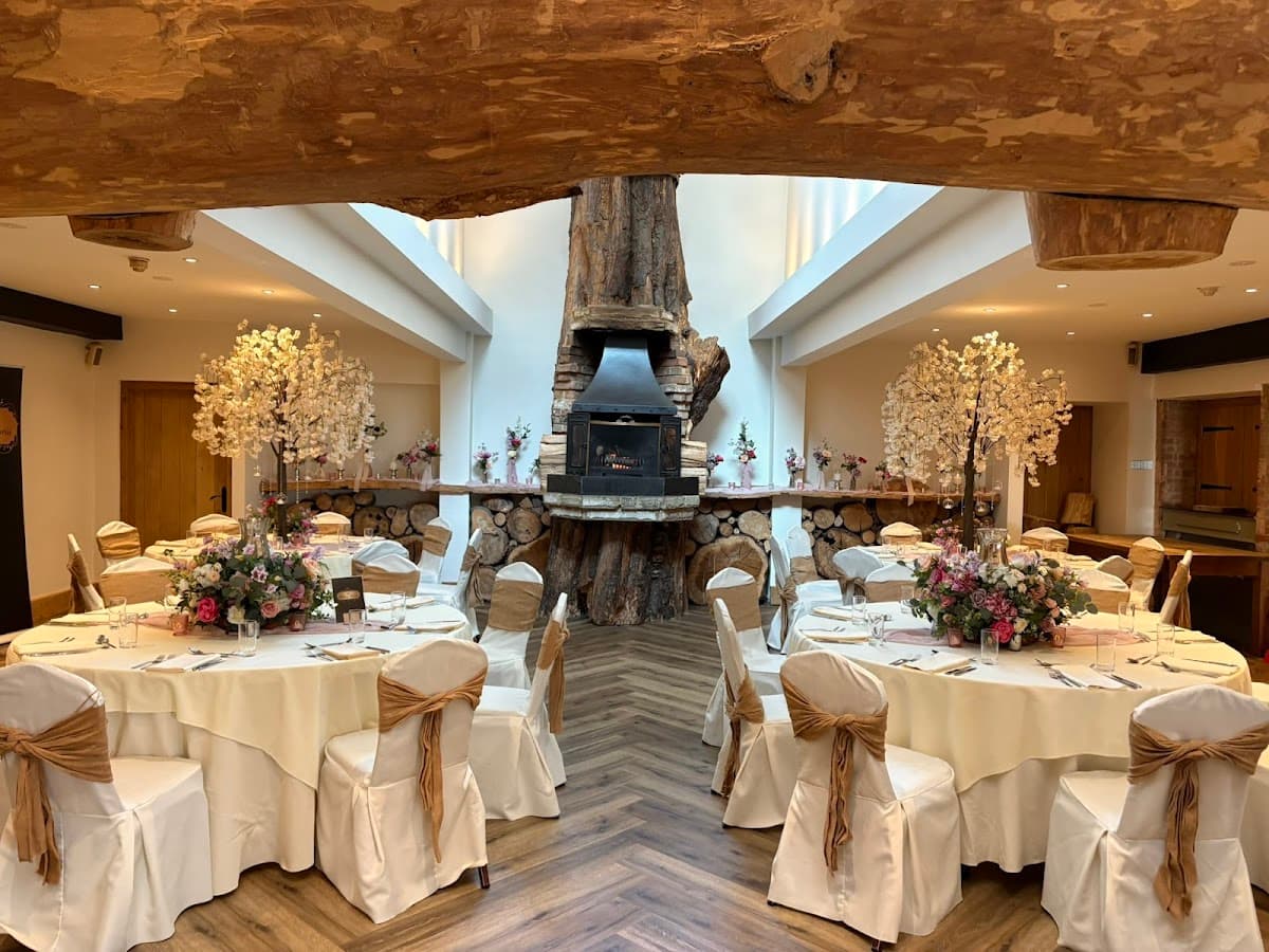 Oxwich Bay Hotel — interior and exterior view 4