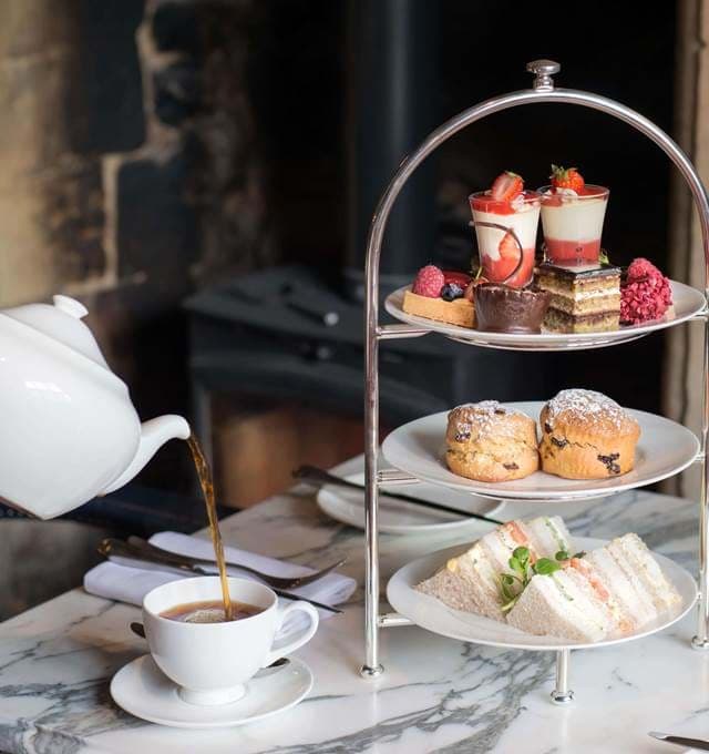The Lygon Arms Hotel — interior and exterior view 18