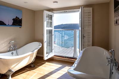 South Sands Hotel — interior and exterior view 3