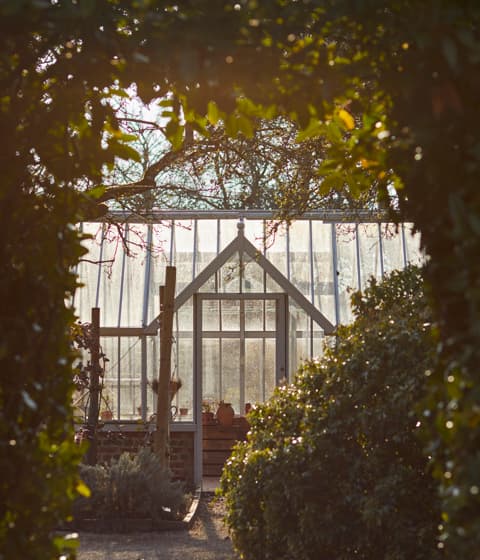The Pig near Bath — interior and exterior view 7