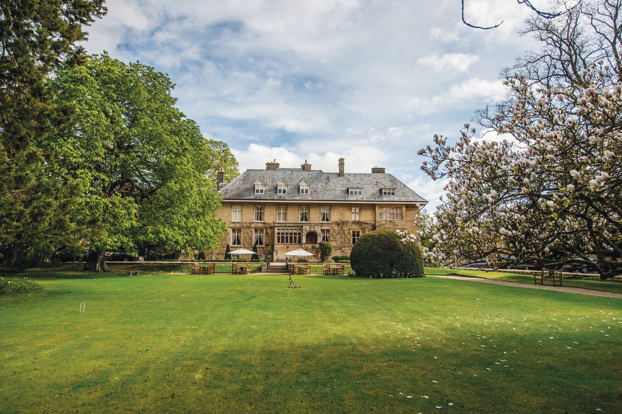 The Slaughters Manor House — interior and exterior view 7