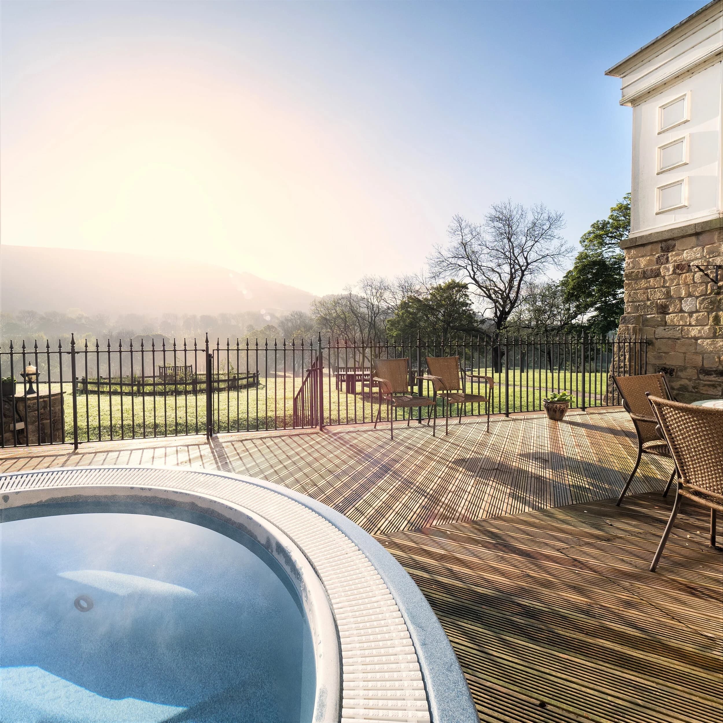 Losehill House Hotel & Spa — interior and exterior view 11
