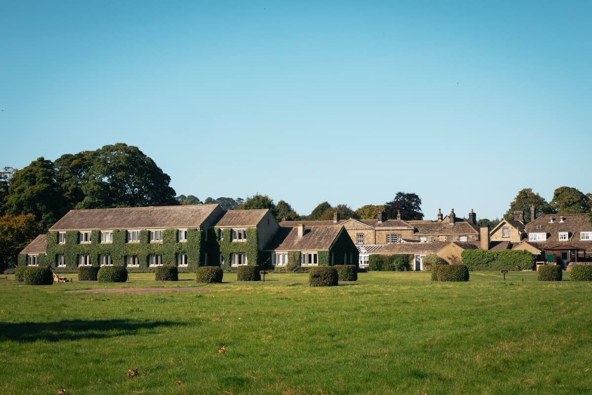 The Devonshire Arms — interior and exterior view 5