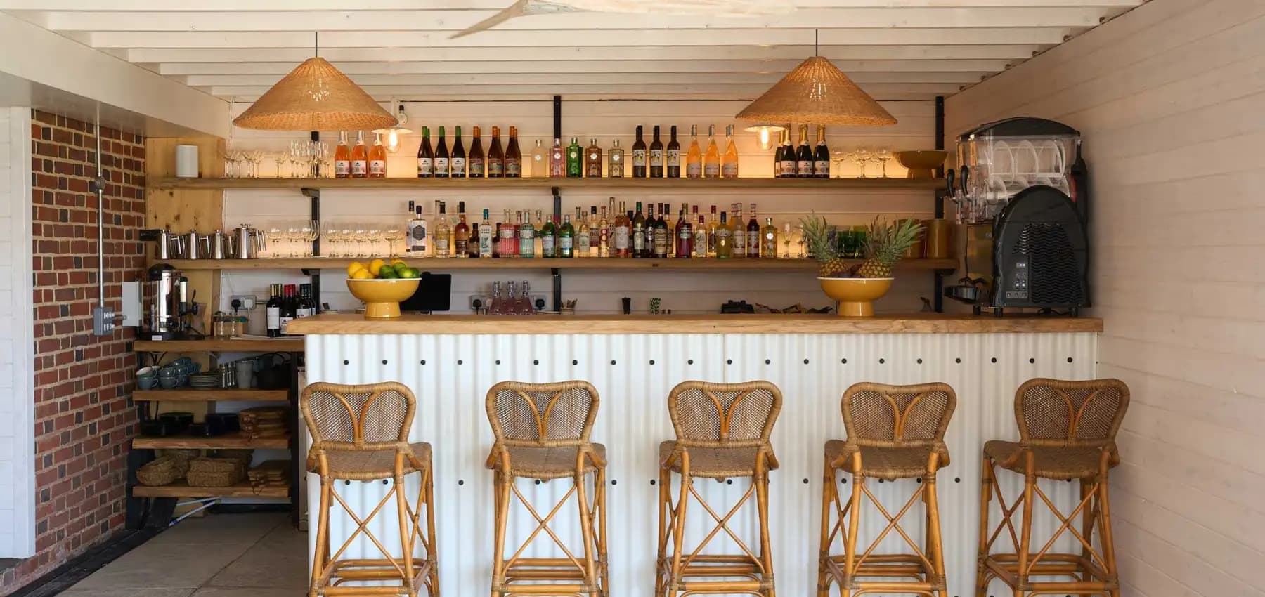 Cabü By The Sea — interior and exterior view 30