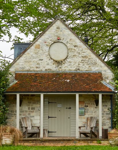 The Pig near Bath — interior and exterior view 27
