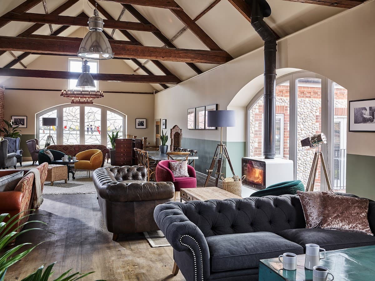 The Harper — interior and exterior view 5