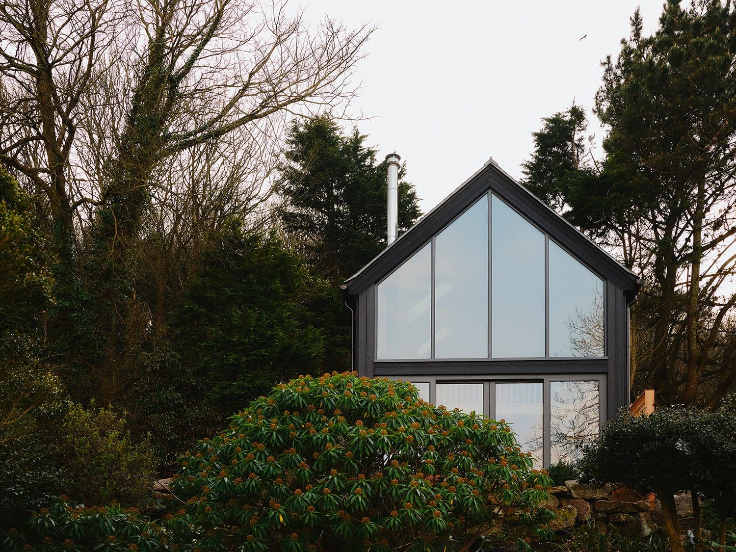 Little Pembroke Newlyn — interior and exterior view 10