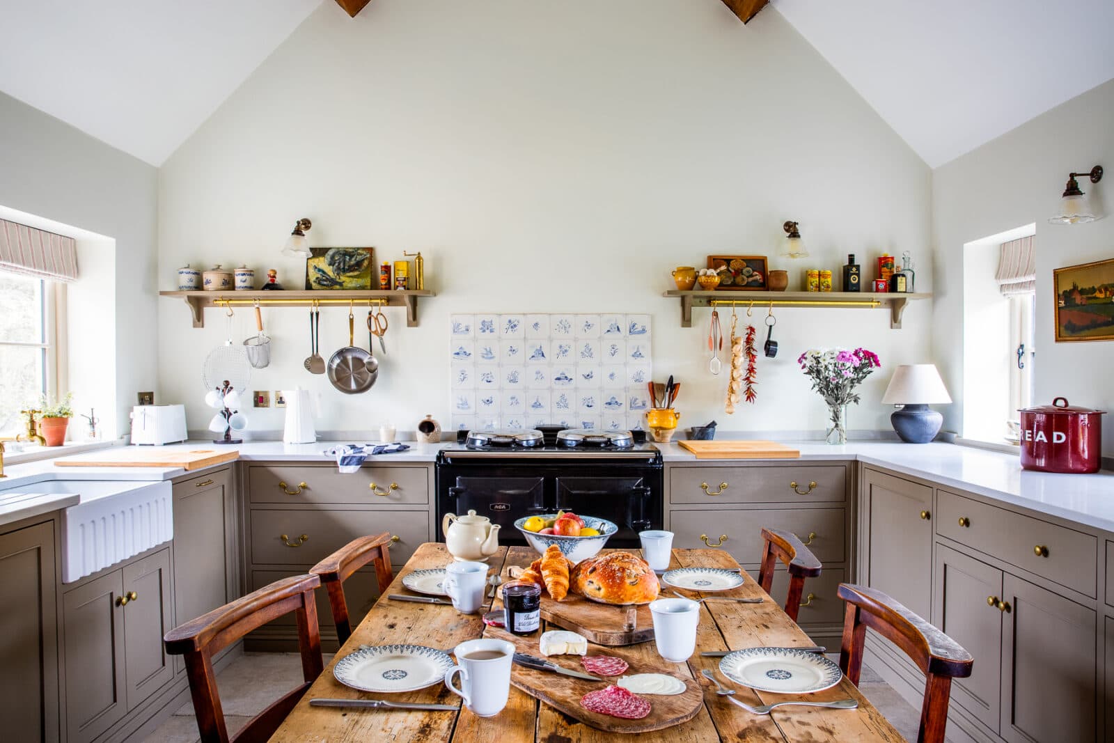 Todthatch — interior and exterior view 53