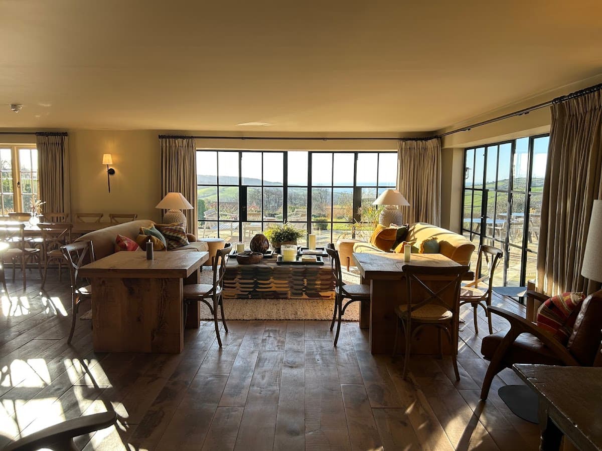 Louma Country Hotel — interior and exterior view 2
