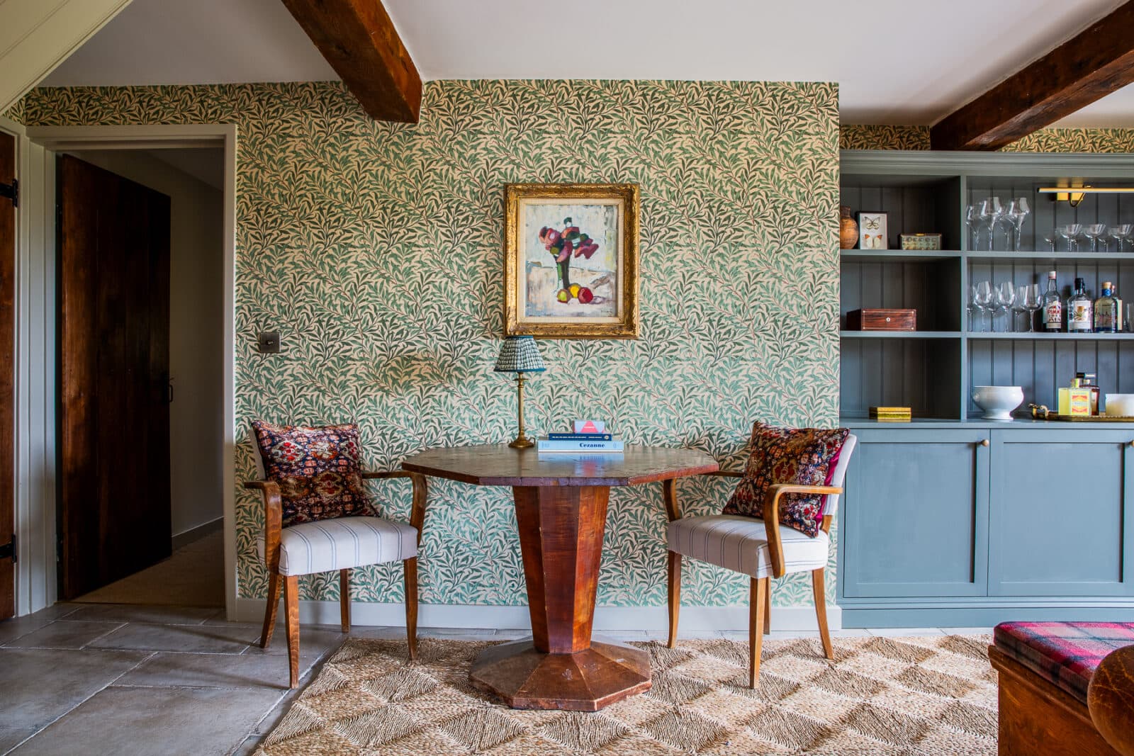 Todthatch — interior and exterior view 8