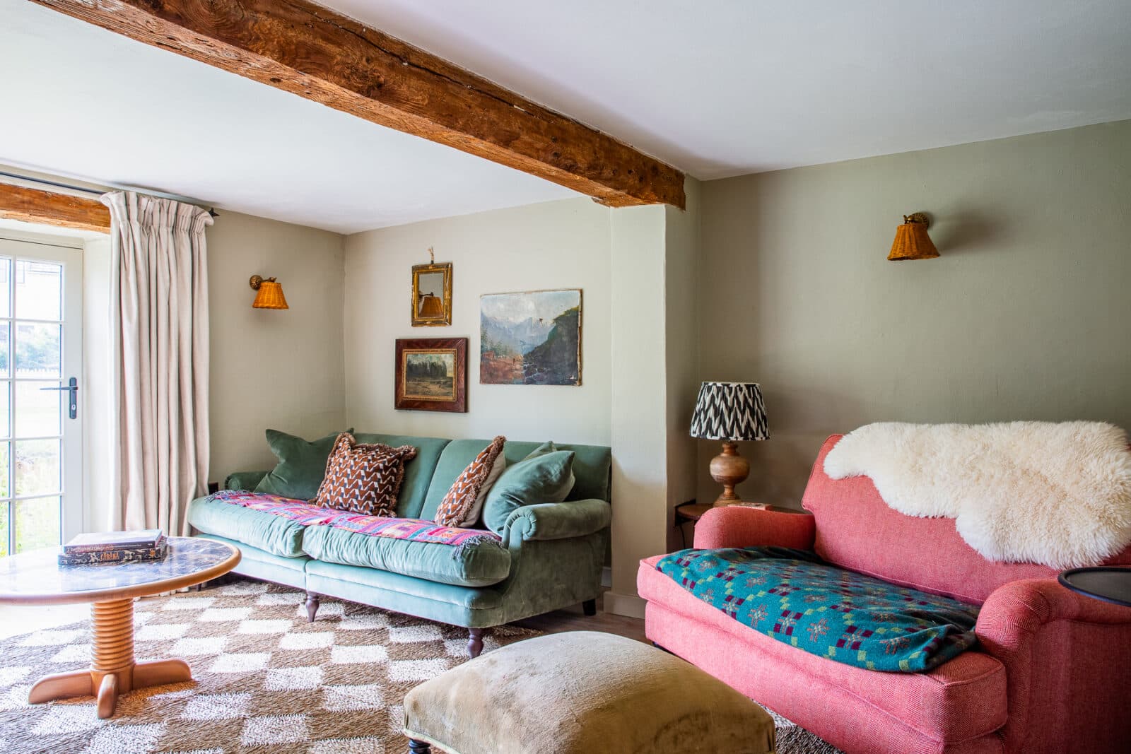 Todthatch — interior and exterior view 14